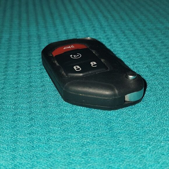 Factory OEM Jeep 4 Button Flip Key Keyfob with Key Remote Transmitter 2018-2021 - Picture 8 of 8